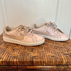 Women’s Nike Court Royale